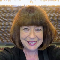 Lesleyanne  Hawthorne