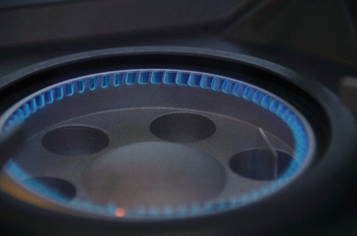 弱火のガスコンロ