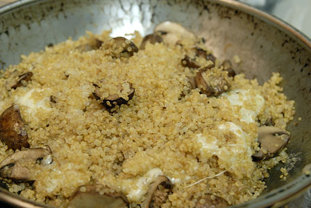 クリミニ・マッシュルームとキヌアのチーズ綴じ