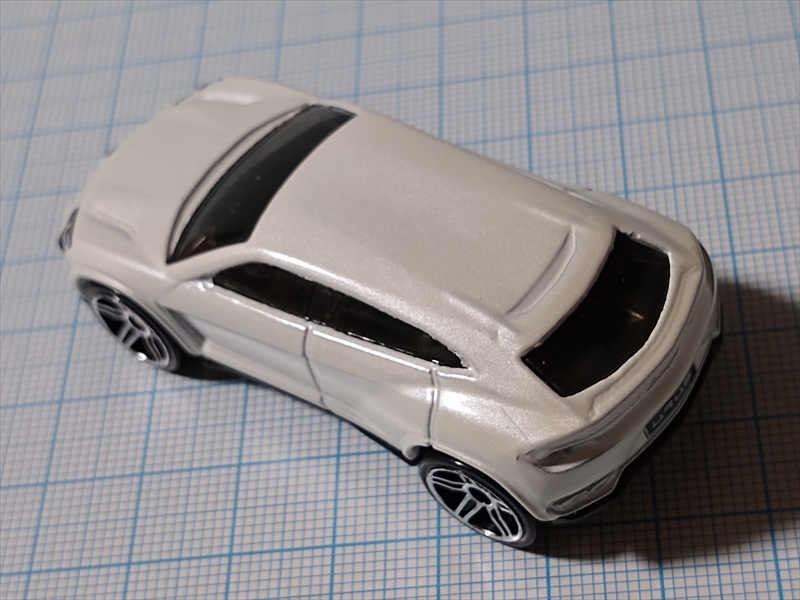 ホットウィール ランボルギーニ ウルスの画像