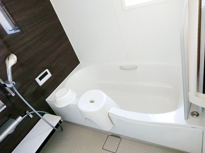 広々とした浴室／注文住宅実例