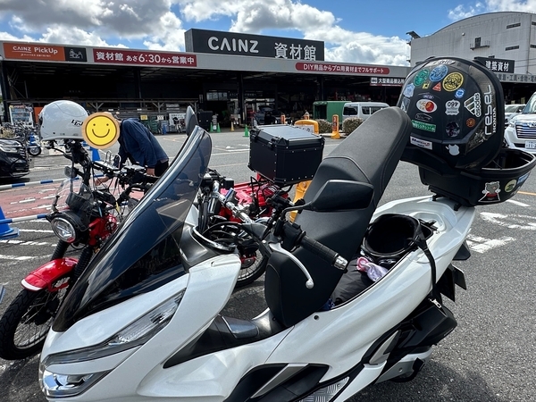 カインズ船橋習志野店とPCX150