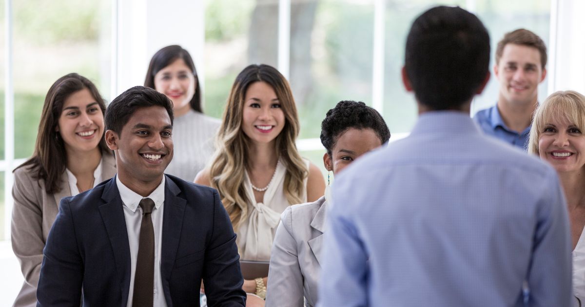 新入社員研修に英語研修を導入するメリット｜導入計画の立て方や注意点も解説