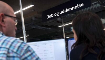 Ledighed og arbejdsløshed: Ledige og arbejdsløse for rådgivning og hjælp i Jobcenteret på Gammel Køge Landevej i København