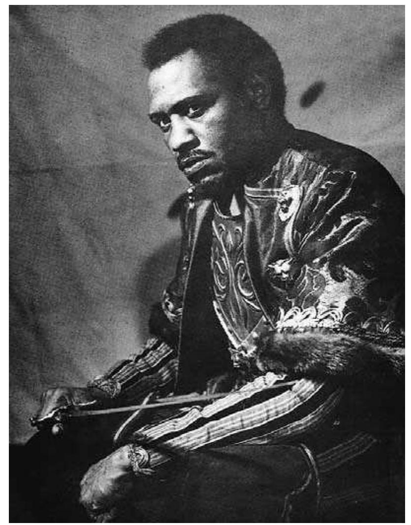 34 Paul Robeson as Othello in the 1943 production. 