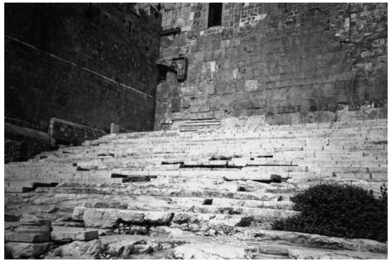 Fig. 8. View of the Herodian stairway leading up to the Double Gate of the Temple Mount (photograph of the author). 