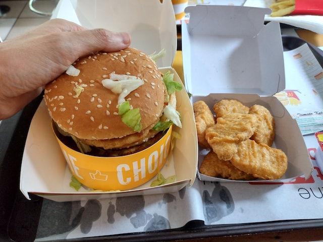 インド版ビッグマックはサイズが大きい