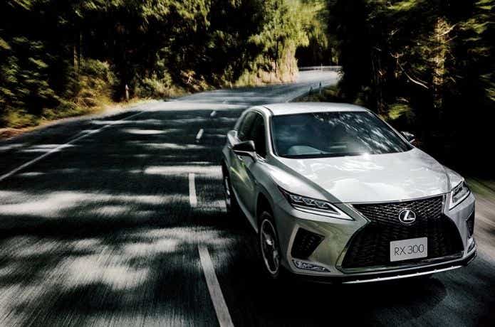 ミドルサイズSUV