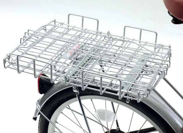 使わない時に折りたためるタイプのカゴ