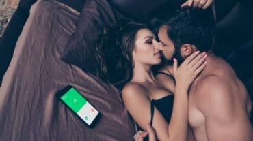 womaniser hone ke 5 sanket