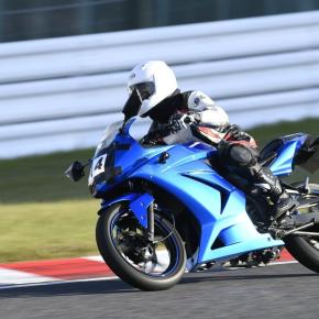 バイク乗ってる？