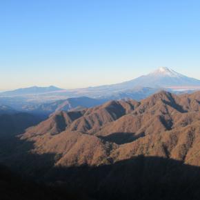 寒空の下、丹沢主脈縦走しました