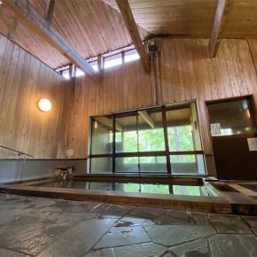 たかつえスキー場の白樺の湯。