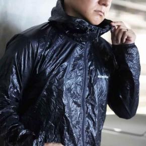 世界最軽量ウインドシェル 【mont-bell EXライトウインドパーカ】レビュー。肌寒い季節の体温調整／緊急用に！パッカブルタイプで超コンパクト