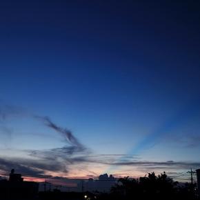 曙光は残照の生まれ変わりだ ── 新・残夏日記 令和七年十二月二十四日（水）