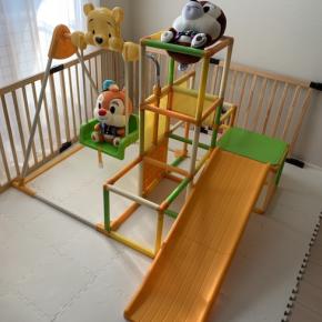 ディズニーのプーさん室内用ジャングルジムは1点だけ注意点が…1歳でも十分楽しんでます♪