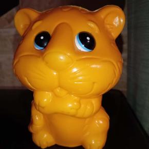 倉庫大作戦にゃん？