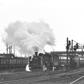 室蘭本線 追分駅を立つC5738が駆ける（3）