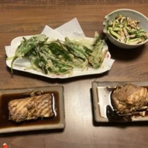 北海道の旬の食卓は 「行者ニンニク」と「カスべ」