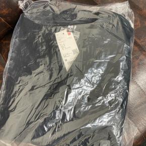 UNIQLO昔とは違う。えっjwアンダーソン？