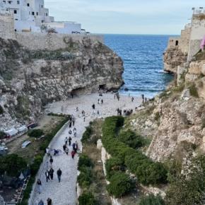 南イタリア、プーリア州：最後に訪れた街はポリニャーノ ア マーレ（Polignano A Mare）