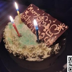 クリスマスイブは体調不良で胃腸風邪の可能性？プチパーティーでパパと娘の手作りクリスマスケーキ