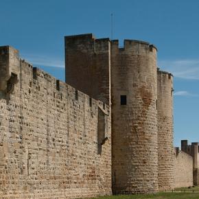 「106万円の壁」撤廃へ