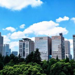 東京で缶詰めになった