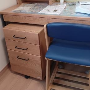 Room65：小学生になるお子さんへ学習デスクを購入しよう。大きくなっても使えそうな木製デスクを紹介します。