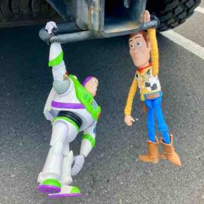 ウッディ＆バズが街を行く