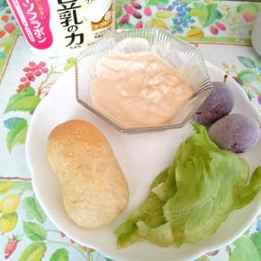 豆乳の力でふんわりロールパン きなこ豆乳クリームも♪