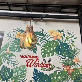 バリ観光の一日目の昼食