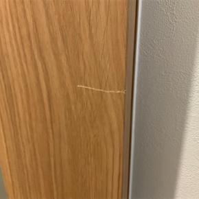 入居半年でパナソニックのドアに傷ができてしまったワケ