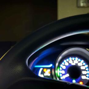 凍結路面の運転で思い出す「なにやらあやしい…」への対処法