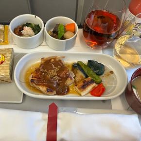 JALファーストクラスでまだ真夏の石垣島へ！