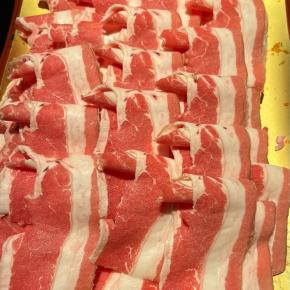 但馬屋 なんばCITY店 (^｡^) 国産牛 しゃぶしゃぶ&すき焼き鍋