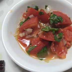 びくともしない女