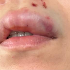 泣きながら歩いた、昨夜のこと