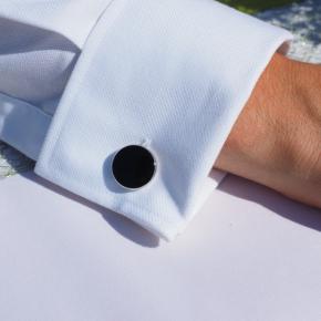 NPRの記事からカフスボタンのちょっとイイはなし