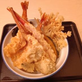 和食さと系列【さん天】で怒られた＆高校生がUSJで使った額