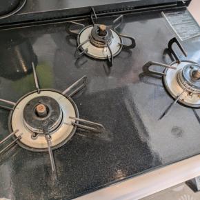 【2年使用レビュー】タカラスタンダード「トレーシア」キッチンのリアルな劣化・後悔・満足点まとめ