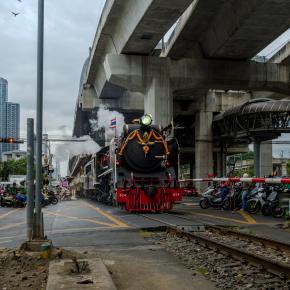 与太郎組曲「家の前を汽車」