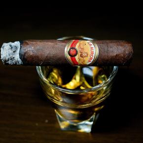 ラ・オーロラ 107 エクアドル フィフティーンミニッツブレイク/La Aurora 107 Ecuador 15 Minute Break