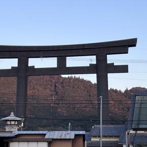 ふと思い立って三輪さんへ｜師走の大神神社と、山の辺の道を歩くぶらり一人旅