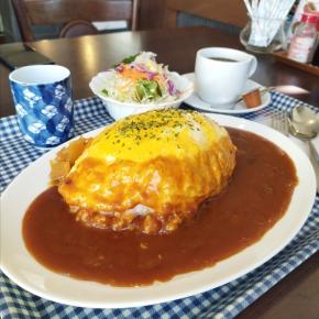 豊橋市ルモンドで、オムカレーな朝
