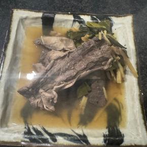 初めてのものも直感で捌く【マグロの旨塩煮】