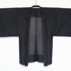 袖が外れた羽織が直ってきました