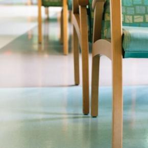 【MRIの闘い】メイク禁止って言われて、どすっぴん公開処刑始まった話