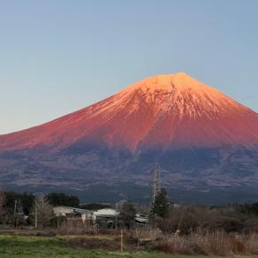 パワースポット巡りの効果を高める月齢カレンダー：訪問日の選び方