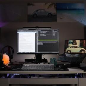 データベースのトリガーがどのようなプログラムで動いているか